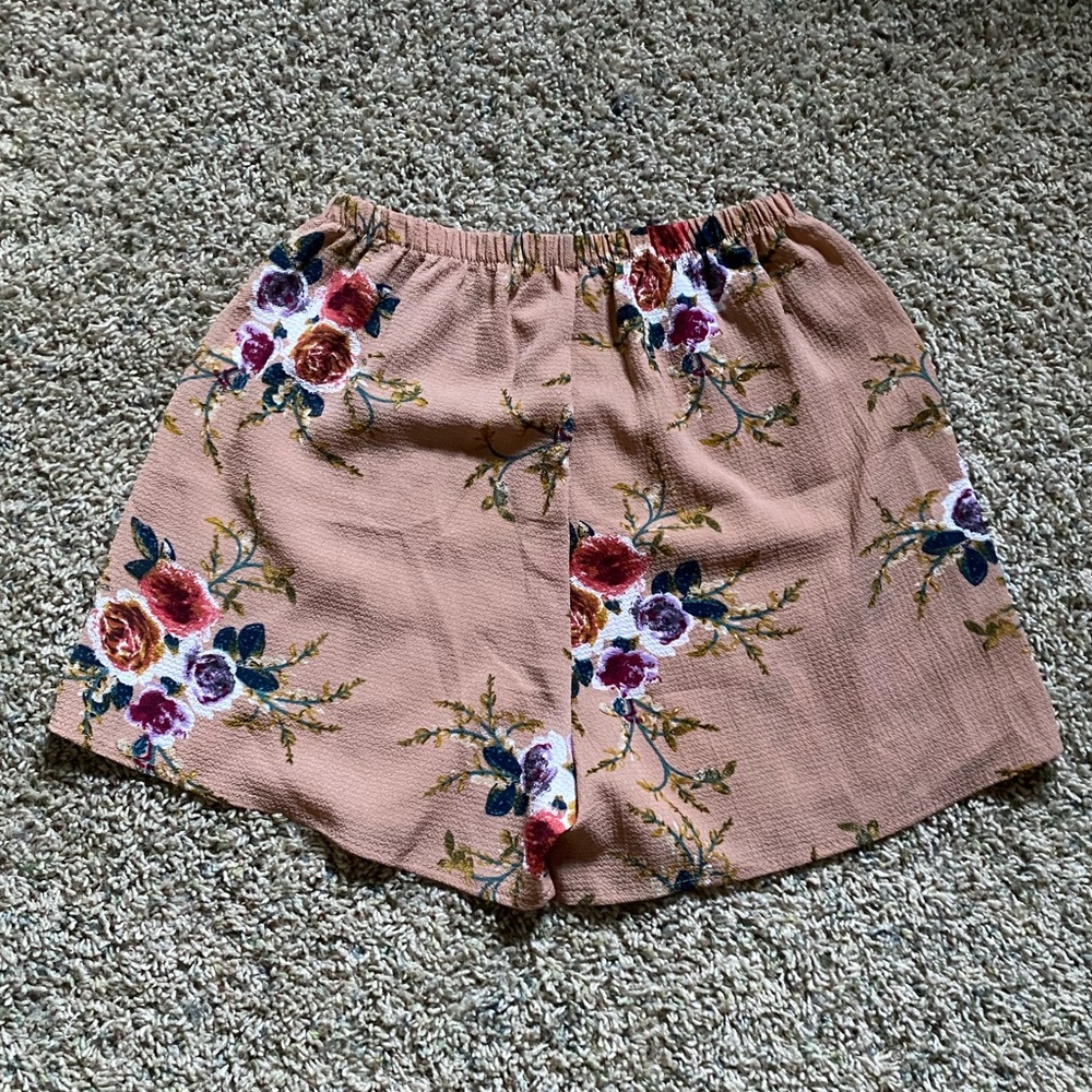 High rise (stretch waist band) shorts